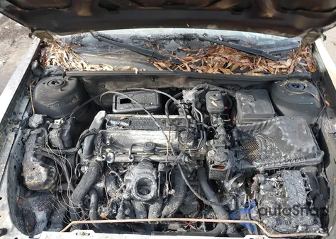 2005 Chevrolet Classic z USA, uszkodzony, nr VIN 1G1ND52F85M112191